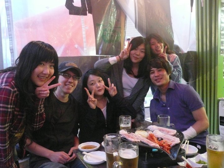KCP students Pla, Steven, Anna, Kyeongmi, Erng, and Tae Hoon in Koreatown.