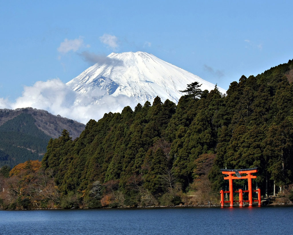 Hakone Shrine torii